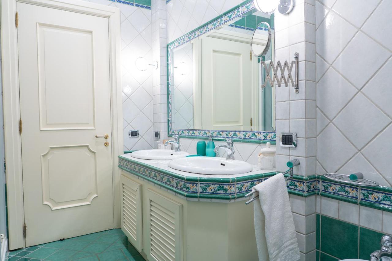 My Place Apartment Кастелламмаре-ди-Стабия Экстерьер фото
