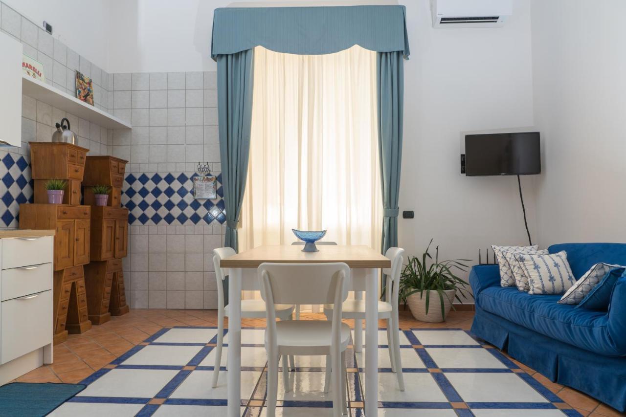 My Place Apartment Кастелламмаре-ди-Стабия Экстерьер фото